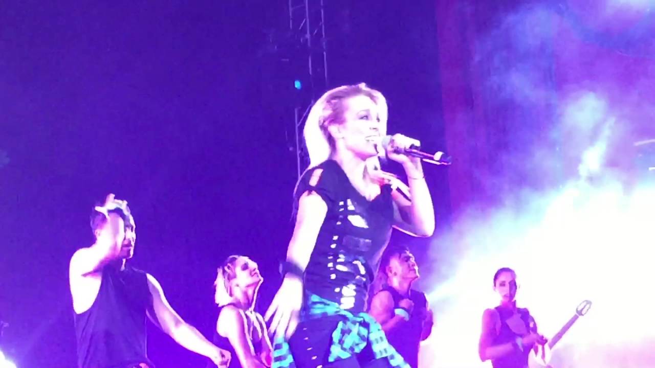 Fey - Te Pertenezco / Azúcar Amargo (9.0 American Tour)