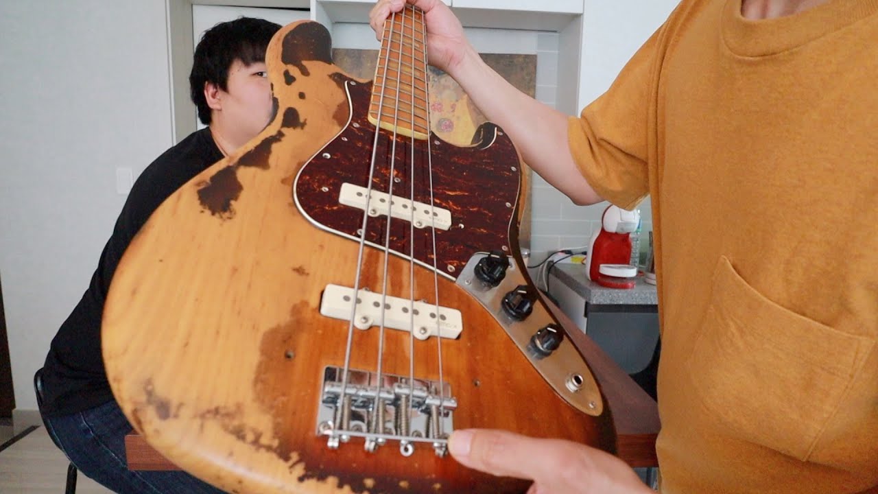 이번에 리뷰 할 악기는?