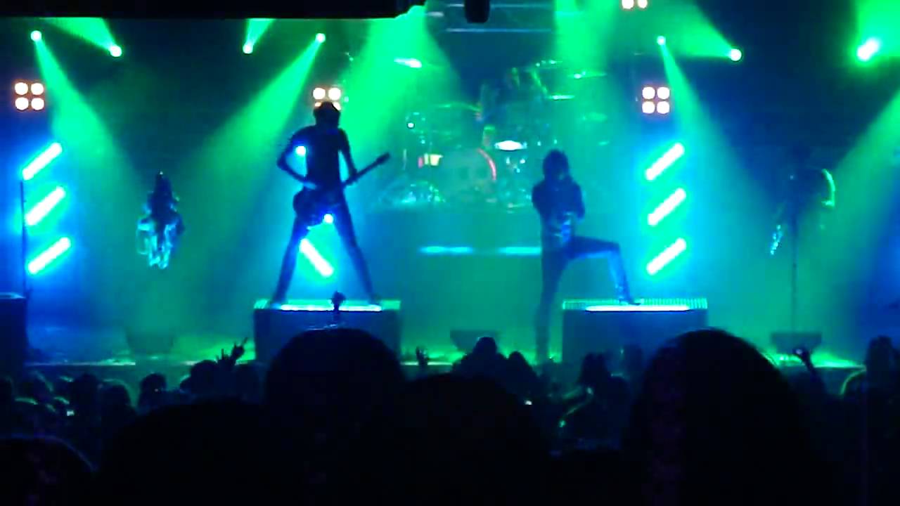 All Time Low - A Party Song 11/28/09