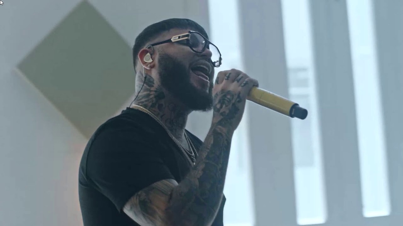 Farruko - Deidad [Live Session] (Viva Latino) (Gangalee)