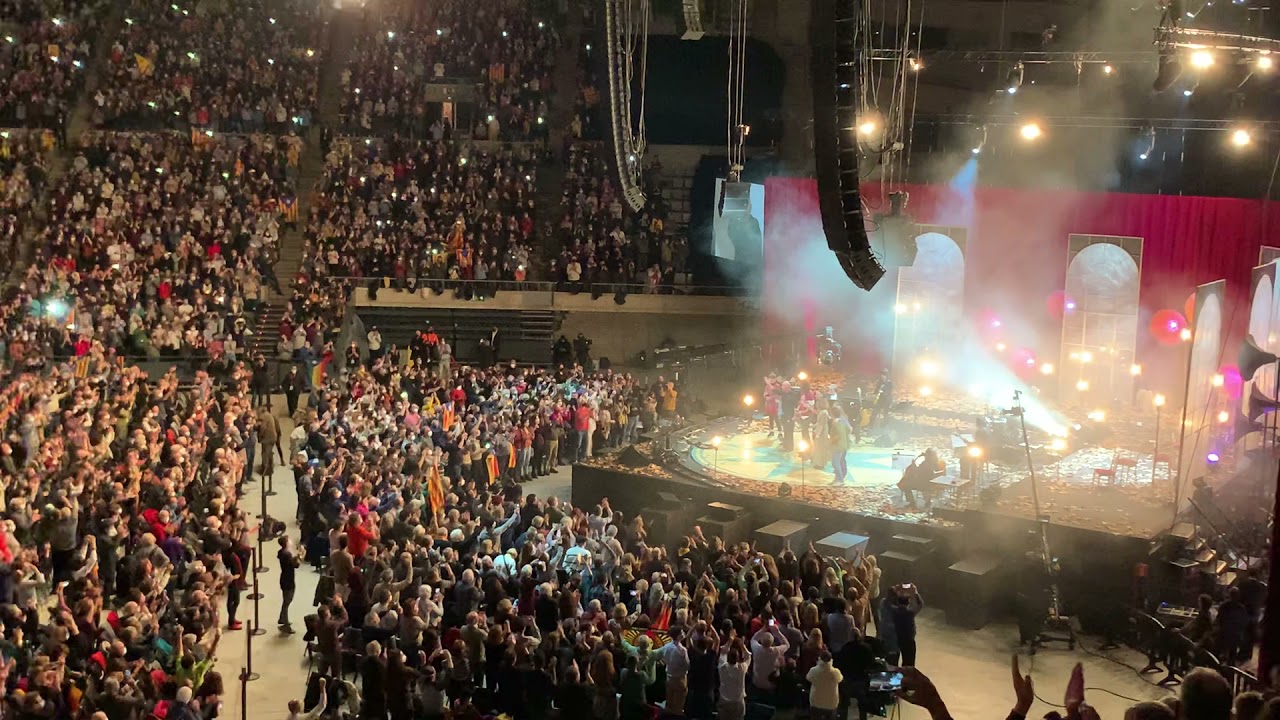 'No era això companys', al concert de Lluís Llach al Palau Sant Jordi