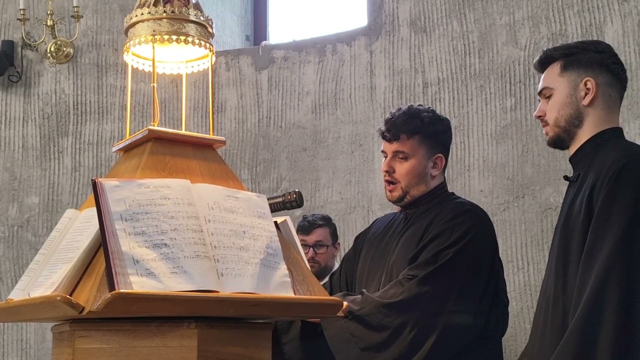 Lăudați pe Domnul din ceruri (Chinonic, glas 1, de Ioan Cucuzel) - Psalt Ionuț Cristian Murariu