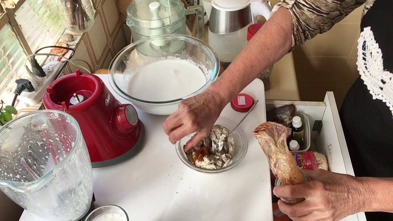 Leite de semente de girassol e ricota do resíduo