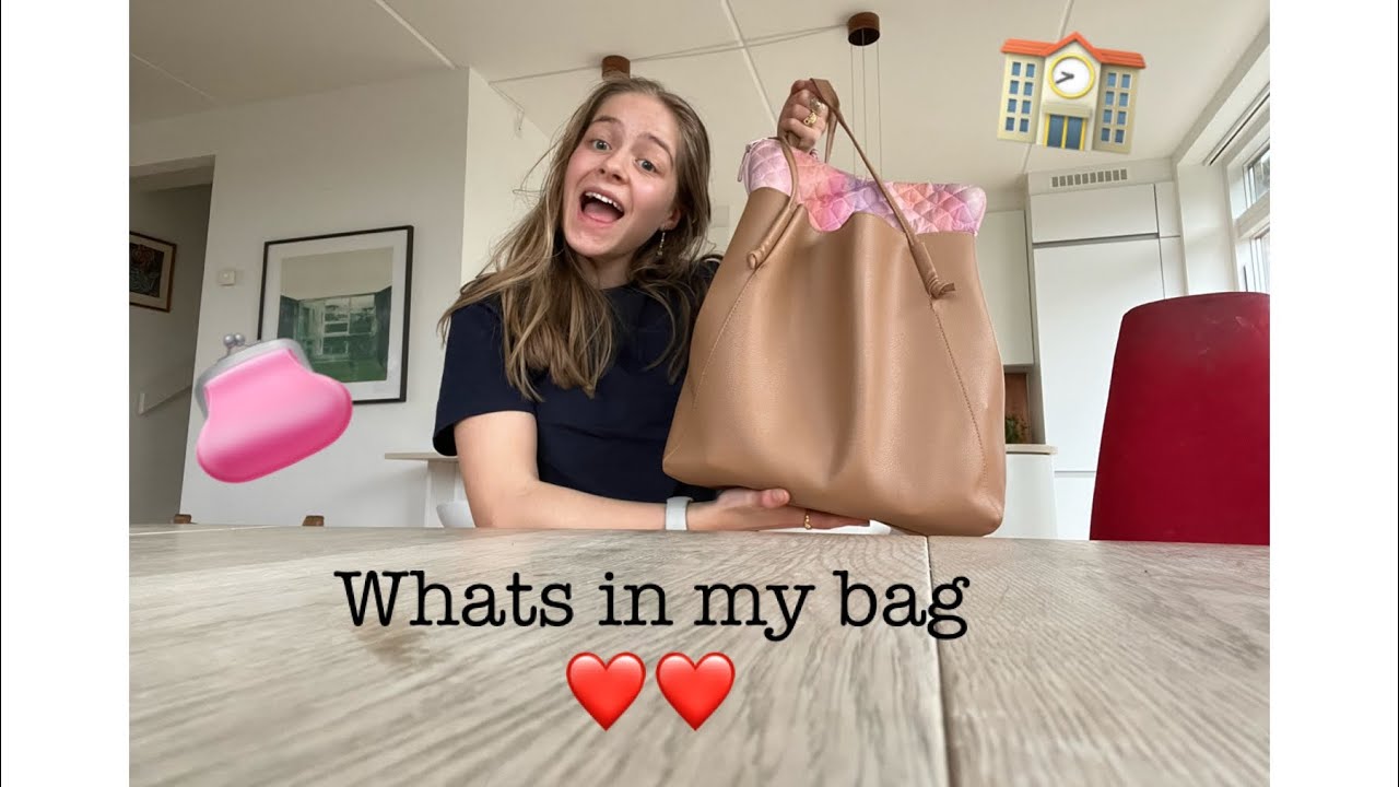 Whats in my bag🏫❤️(dansk)