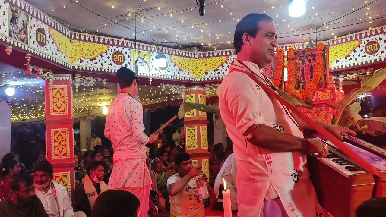 শ্রী শ্রী জীবন কৃষ্ণ সম্প্রদায়, ঢাকা। উৎসব অঙ্গনঃজয় কালী মন্দির, আনোয়ারা, চট্টগ্রাম। 