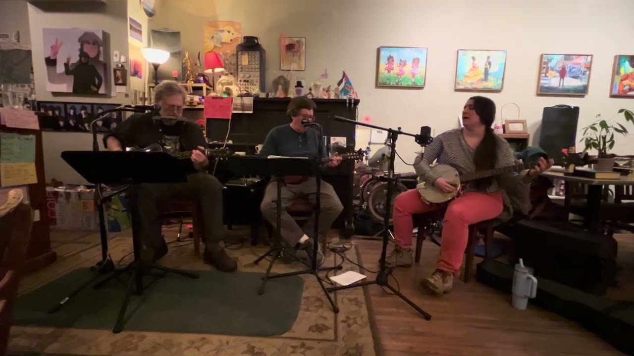 Ray's sunshine song performed by Melissa, Peter, & Leo at Moon & River in Schenectady in Feb 2026. 