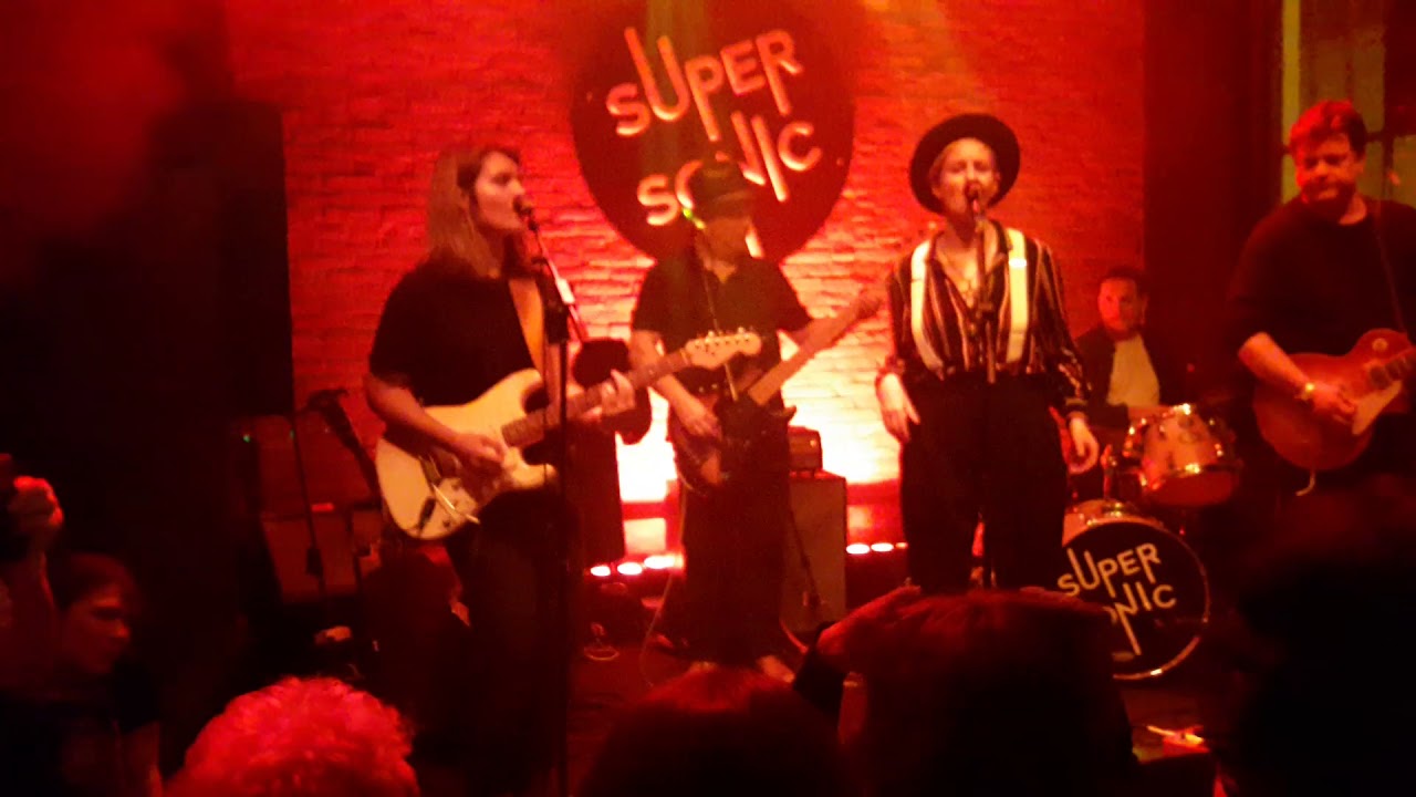 China Girl Snippet - Miss Bowie - Live at Bowie France Convention 2019