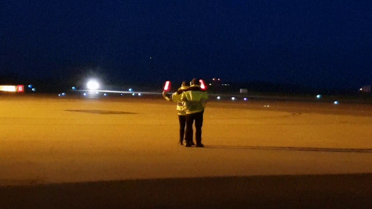 Chinook arrival and taxi into Saxonair, Norwich Airport