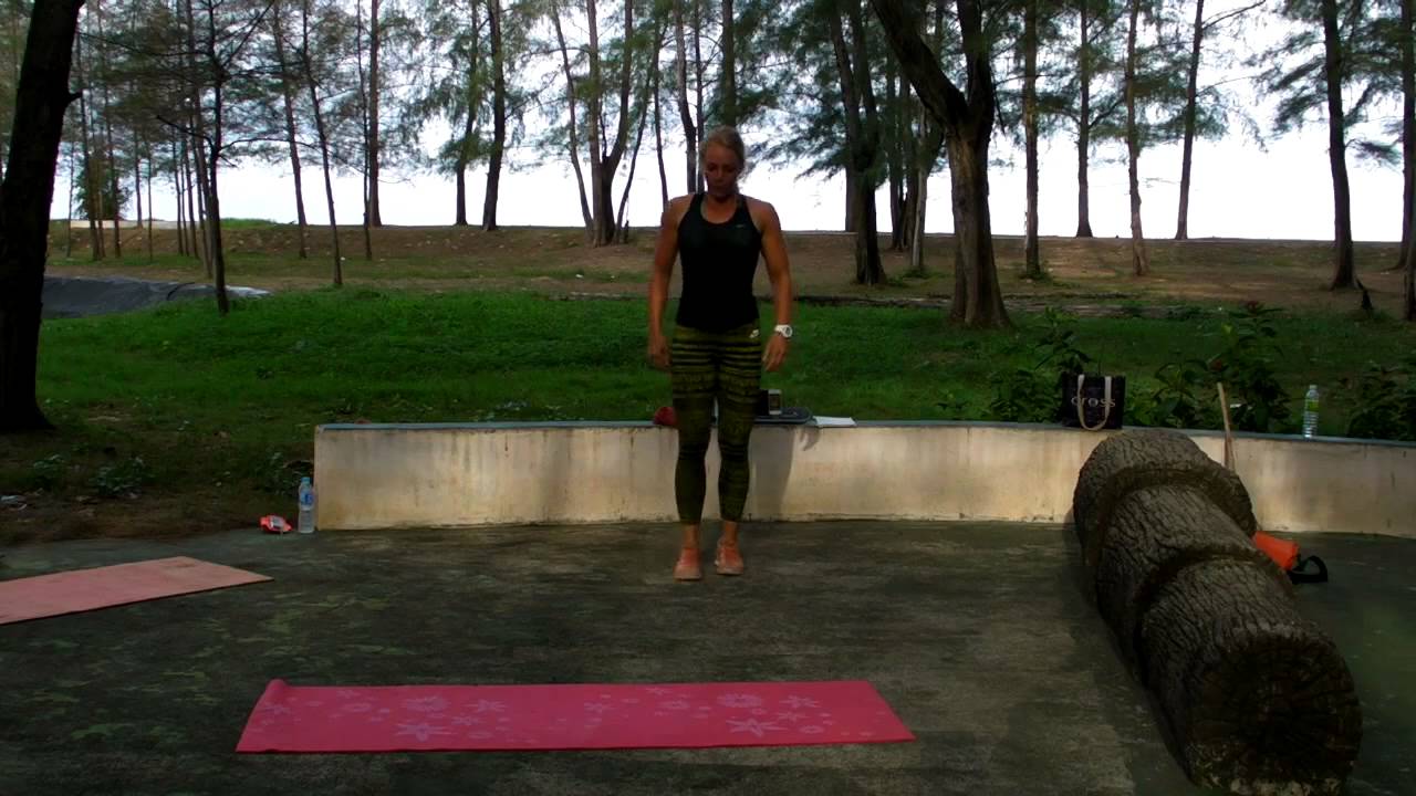 Cirkelträning Long beach park, Koh Lanta med EnergyLinda
