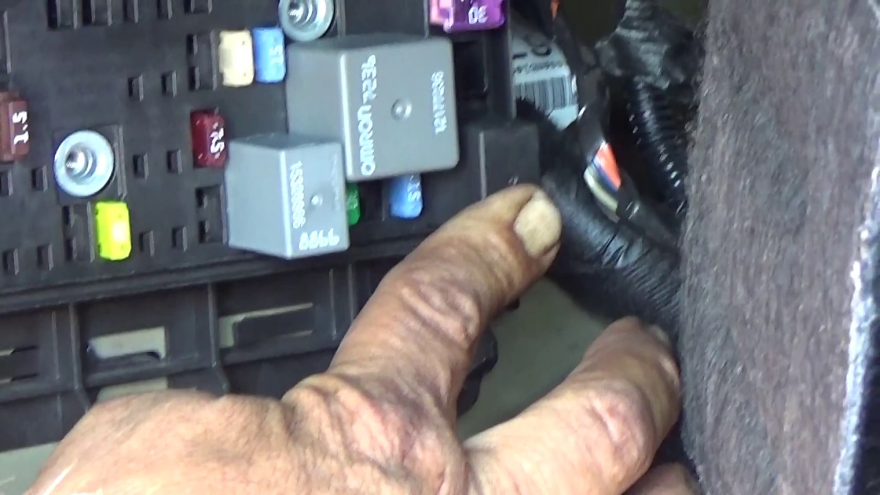 How To Perform Diagnostics Check on Fuel Pump (Electric) on a 2008 Cheverlot Malibu