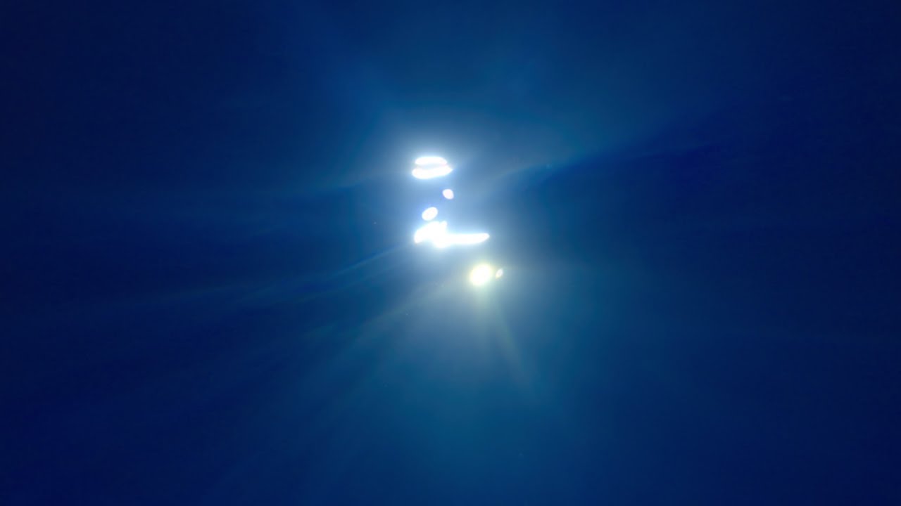 Minami「Underwater Reflection」／Размышления под водой