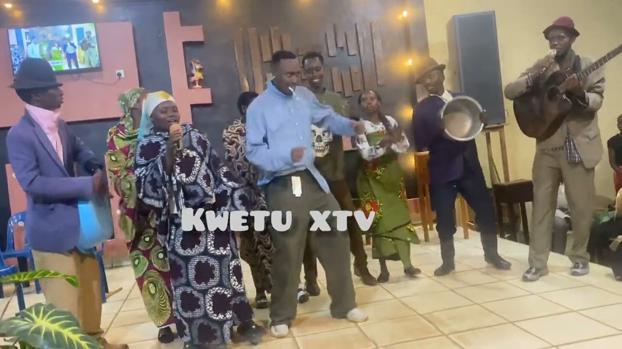 MATAYO NA BOZIBOZI BAHUYE NA YONA NA DINA NA SIMIYON🤣🤣🤣🤣🤣🤣TEGER IYO NDIRIMBO NIBYINO BAHURIY ICYAKA🔥
