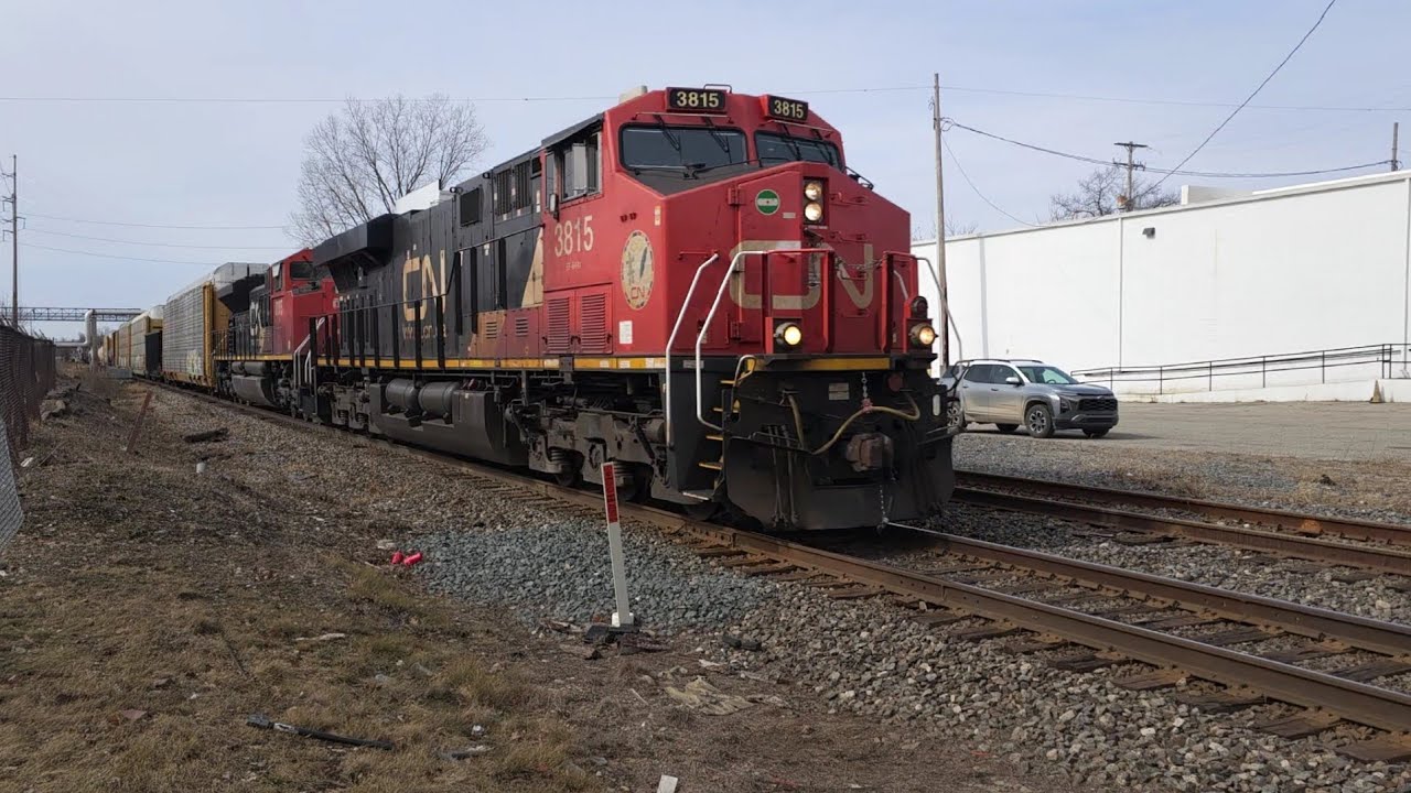 Canadian National  -  Eastbound Freight Train    28 Feb 26