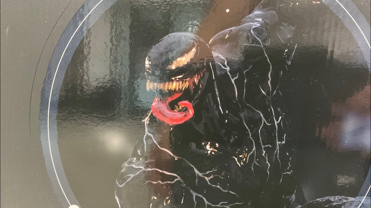 Venom : Let There Be Carnage 1:10 Scale Statue by Iron Studios