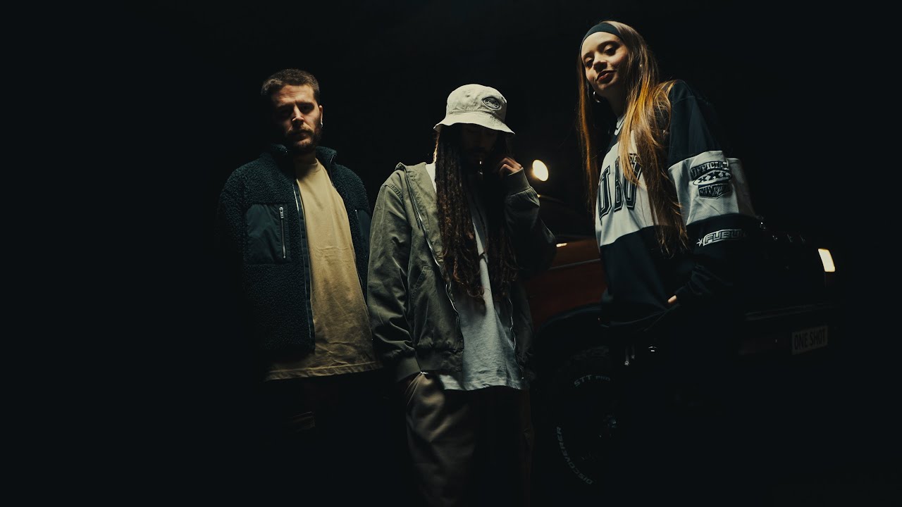 AUXILI ft SANTA SALUT - ONE SHOT  (videoclip oficial)