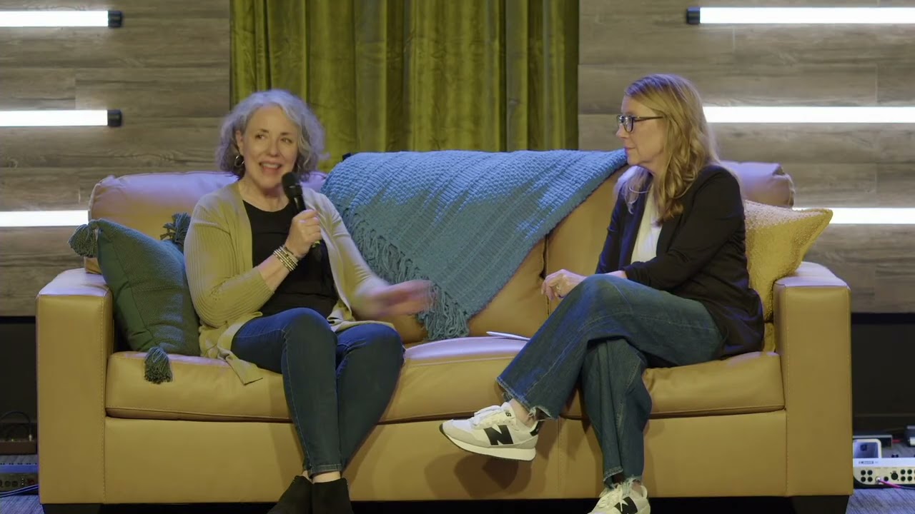 Mom Friends and Finding Your People | Julie Thomas and Lisa Williams
