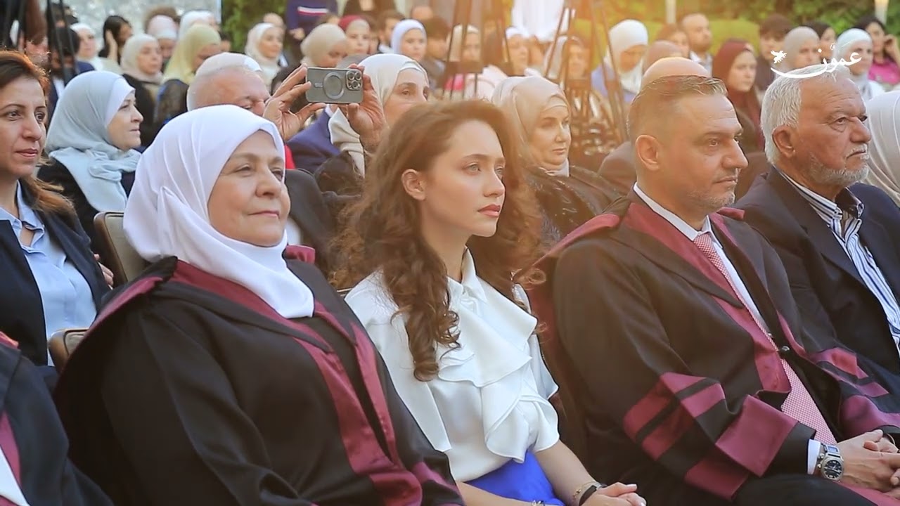 الأكاديميّة البريطانيّة الدّوليّة تحتفل بتخريج طلبة صف الثّاني عشر