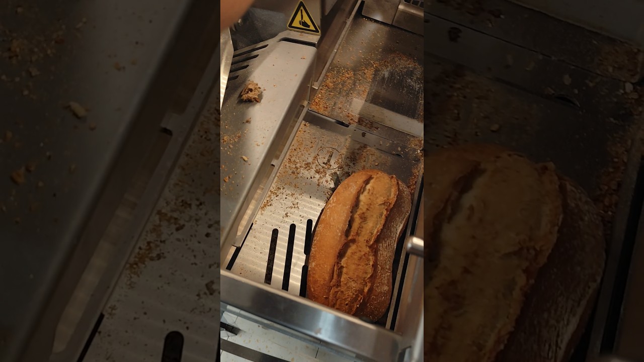 Best Bread slicer machine at Lidl #breadslicer #lidl #bread #slicer #shortfeed #shorts