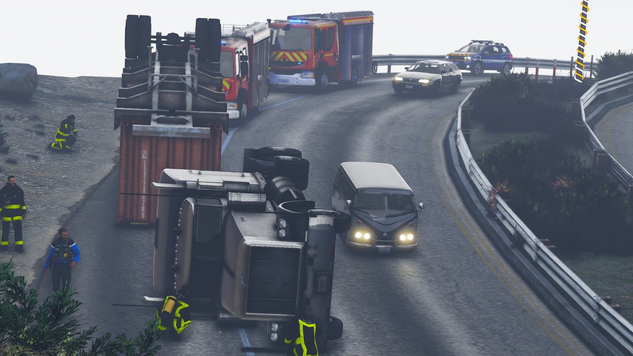 [GTA 5] UN CAMION SE RETOURNE SUR L'AUTOROUTE | GENDARMERIE🚔 | LSPDFR 