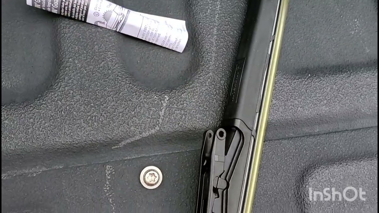 How to: Install Costco Michelin wiper blades on Toyota Tundra