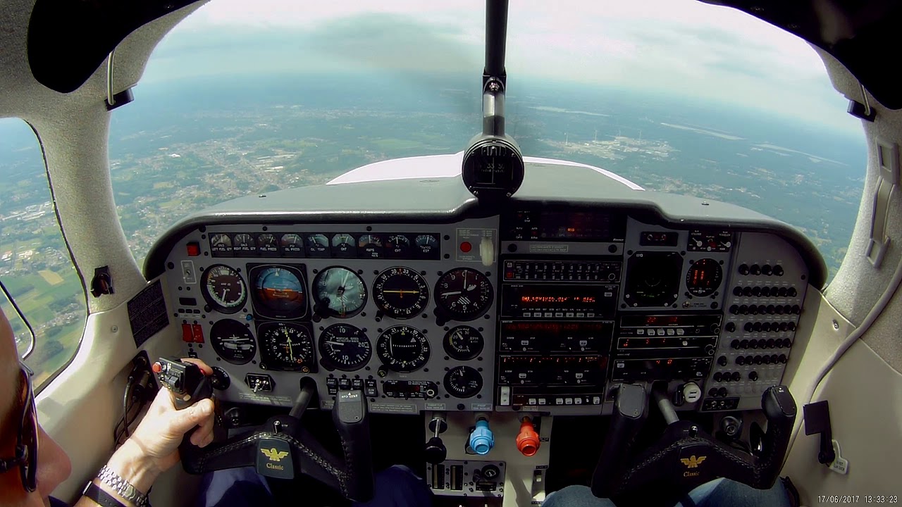 Mooney N-226RL VFR EBLE to EHSE (fly inn)