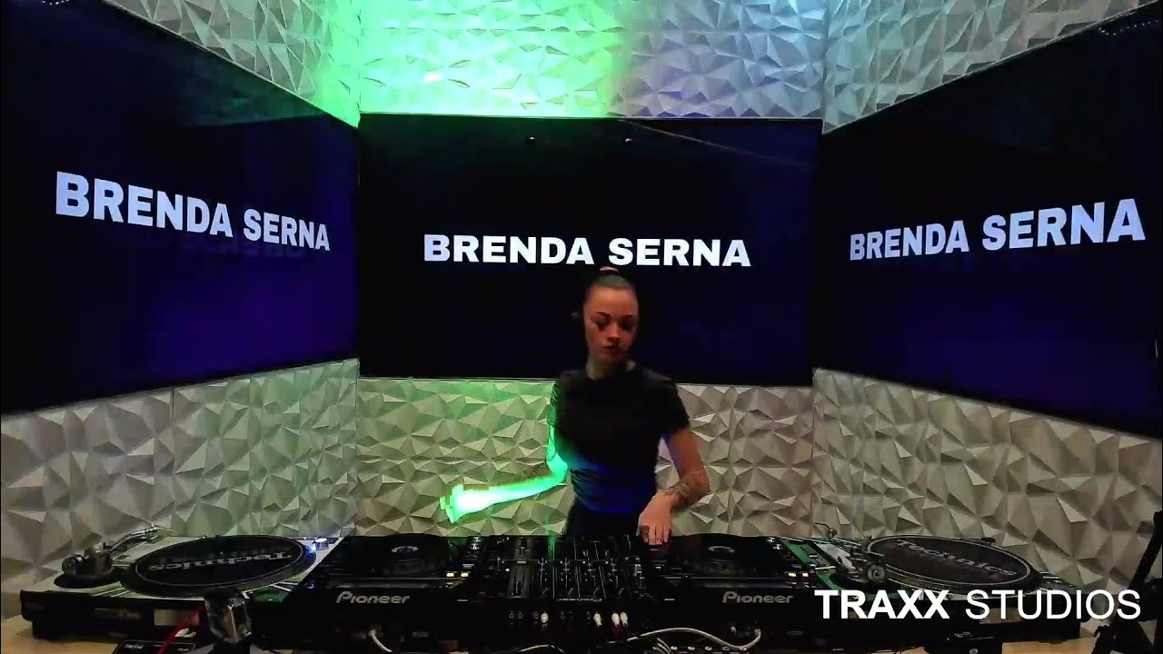 TRAXX STUDIOS PRES. BRENDA SERNA [19-01-2023]
