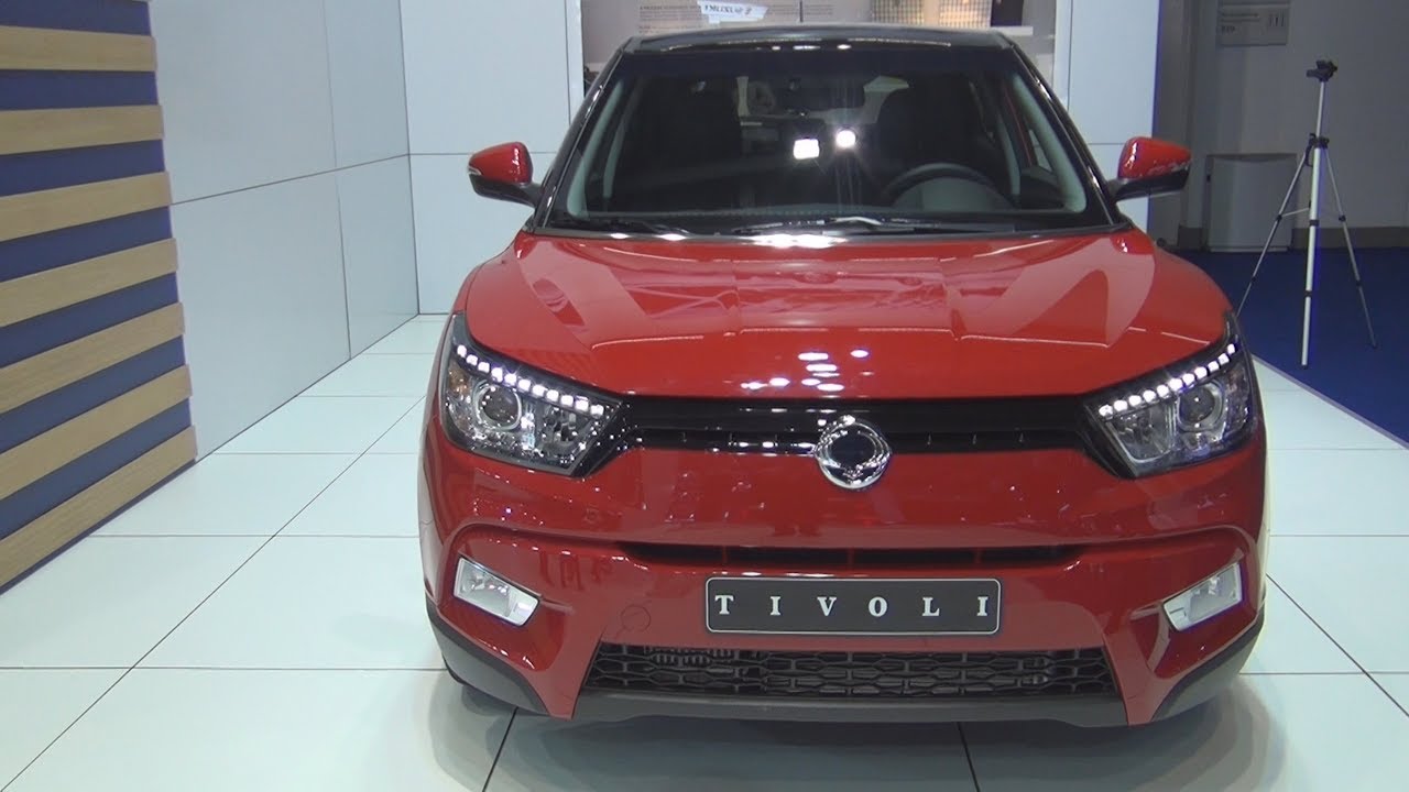 SsangYong Tivoli XDi A/T (2016) Exterior and Interior