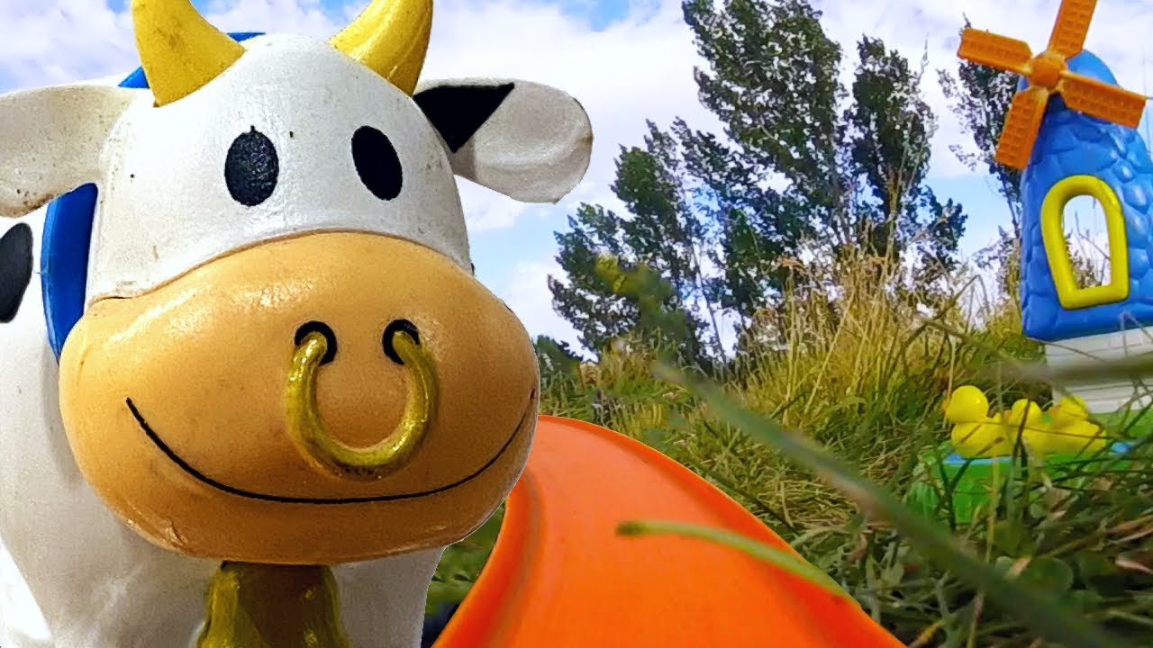 Moo Moo Meadows   -   Mario Kart Hot Wheels Episode #10