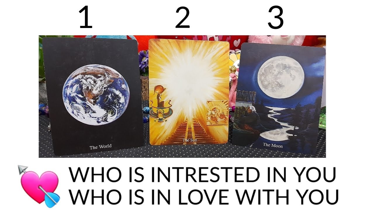 ❤️ WHO IS INTRESTED IN YOU ROMANTICALLY ❤️ WHAT DO THEY WANT & SAY TO YOU 🤔 TIMELESS