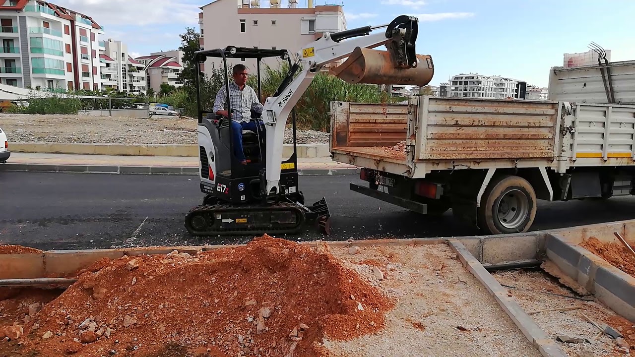 Bobcat e17z