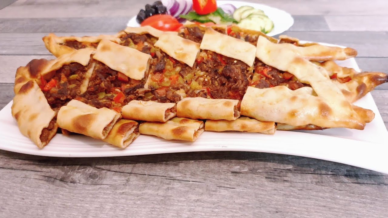 Meaty Flat Bread (Kuşbaşılı Pide) Turkish Street Food Recipe
