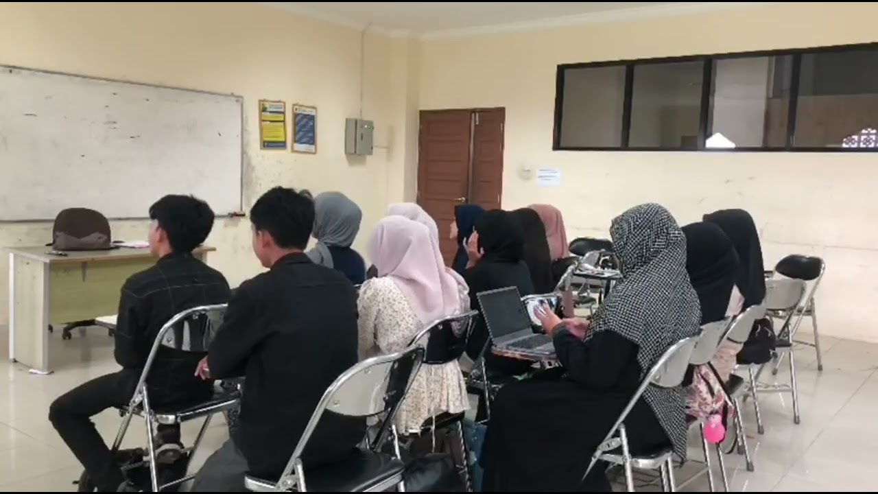 PRAKTEK MENGAJAR STRATEGI CALL AND THE NEXT SPEAKER