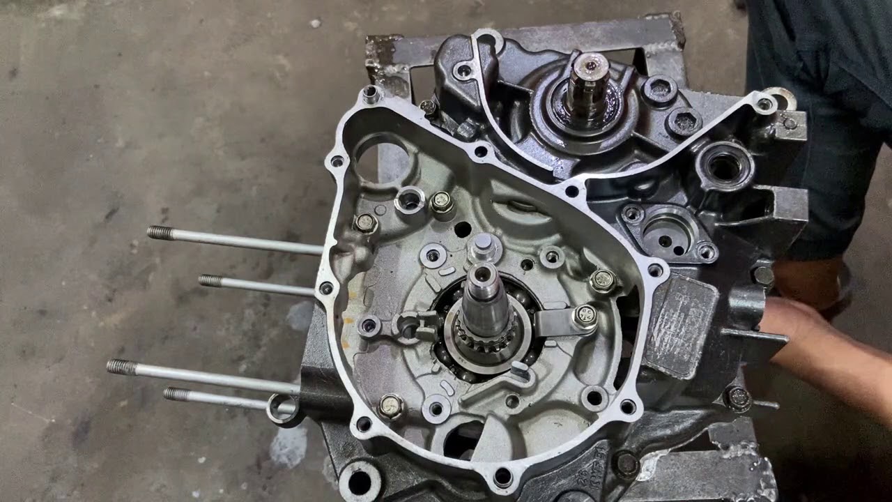 Part 1 Engine Rebuild Honda Hornet/Unicorn/HERO Hunk/xtreme