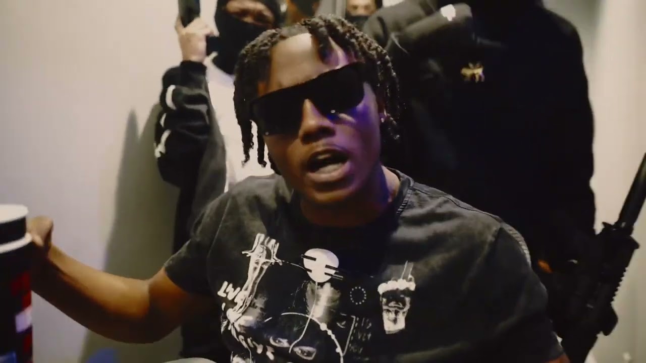 RRICHWAYYS-Trap aroma                                       (Official visuals) shot by-editedbywoosy