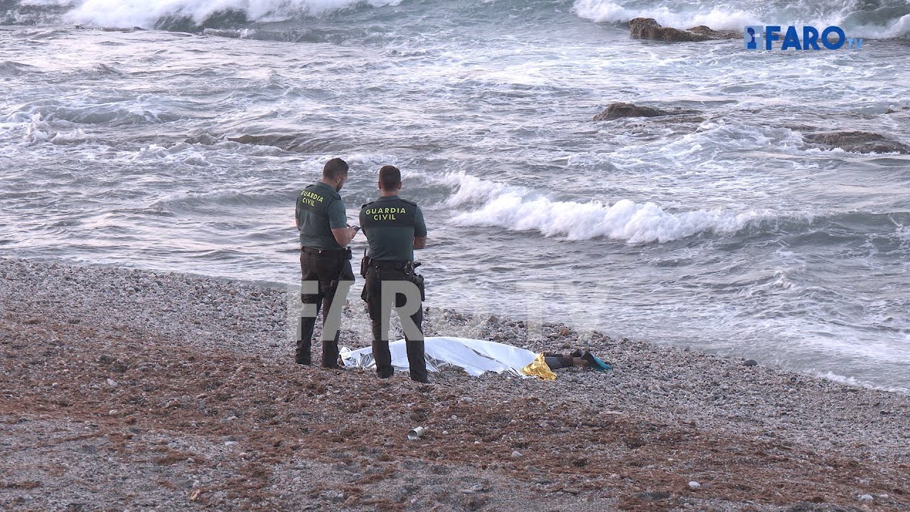Localizado el cadáver de un joven en la playa de Calamocarro