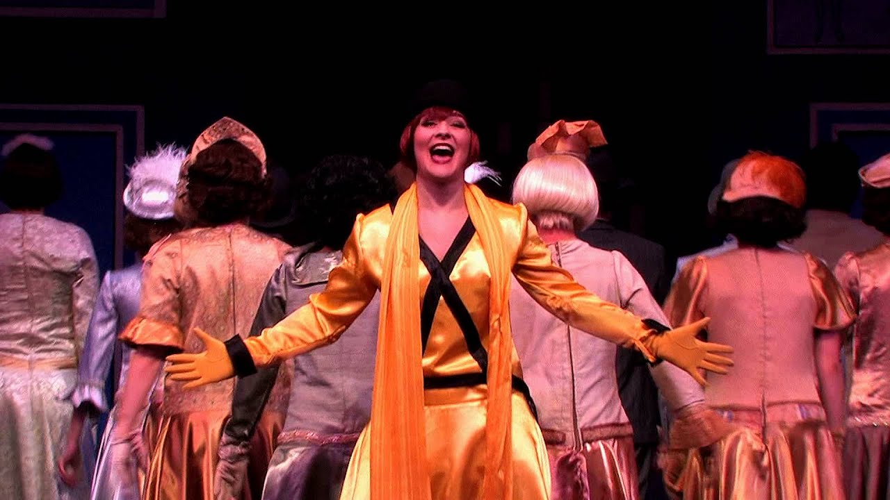 Thoroughly Modern Millie at Broadway Rose Theatre