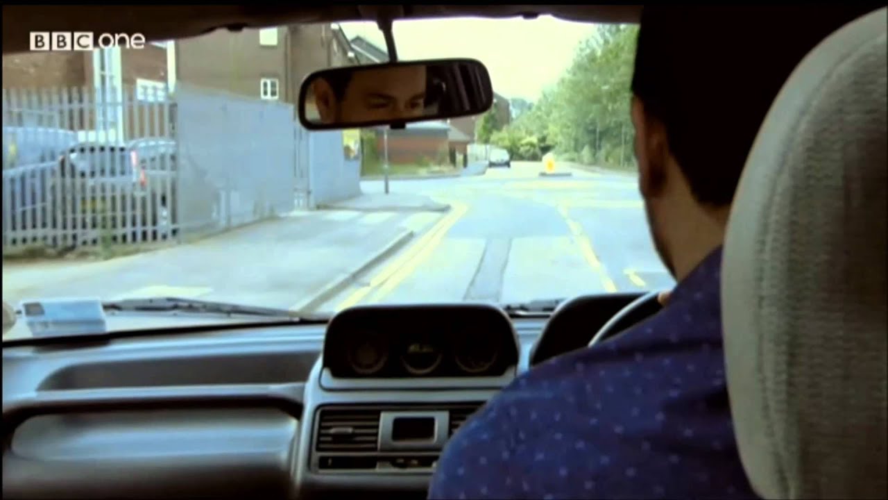 Danny Dyer sings Morning Glory by Oasis in Eastenders