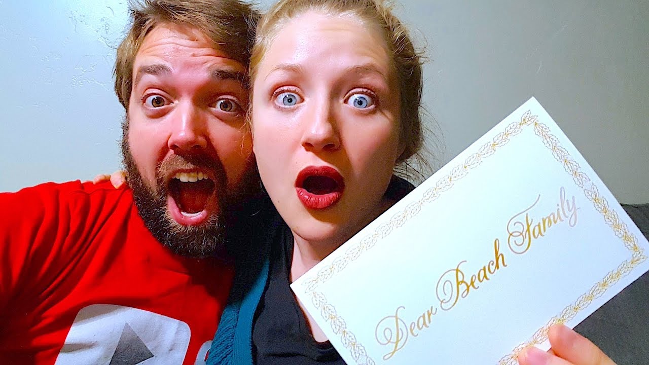 SANTA CLAUS IS SENDING US ON A CHRISTMAS TREASURE HUNT!