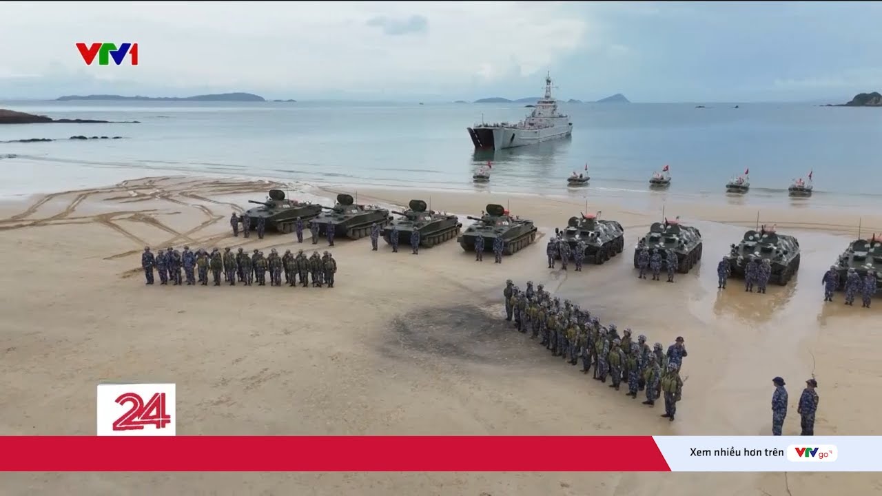 Hải quân đánh bộ huấn luyện đổ bộ đường biển  | VTV24