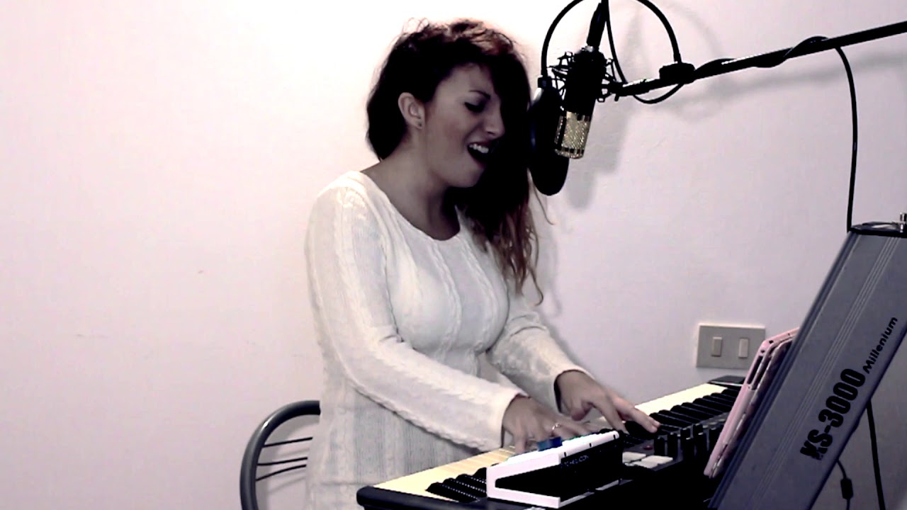 QUANDO VIENE DICEMBRE - ANASTASIA ( Once Upon a December) Piano & Voce COVER