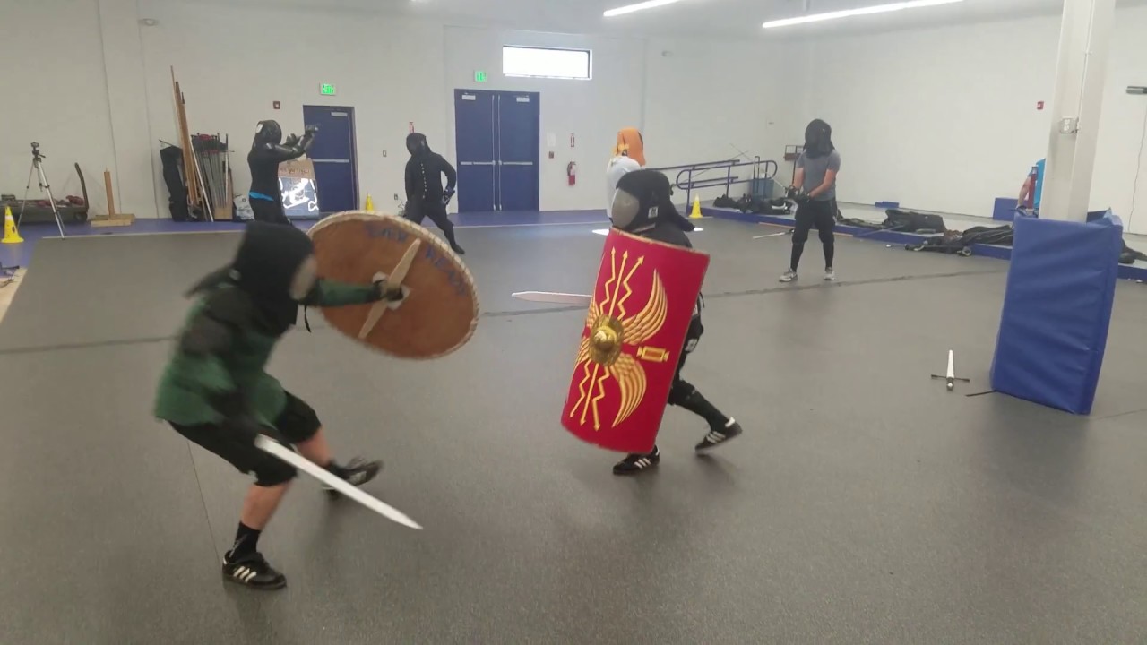 Legionnaire vs Gaul