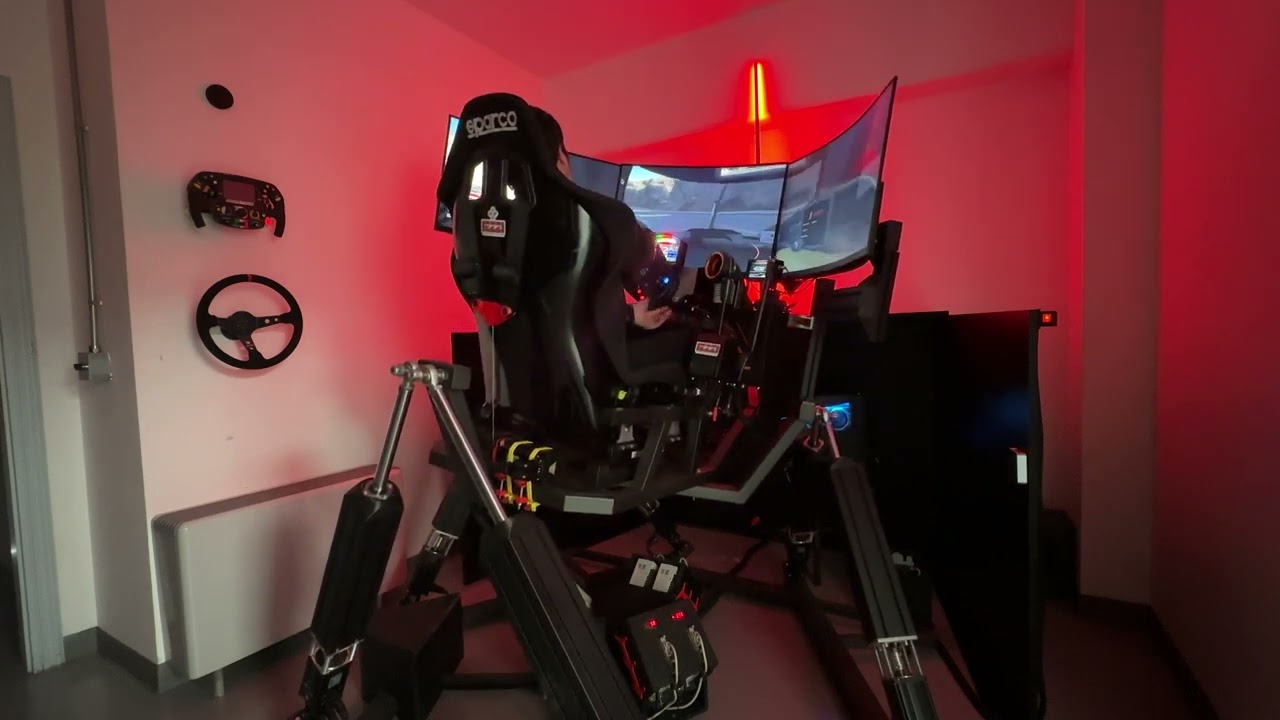 FERRARI 499P: Il Simulatore di Guida completo e Professionale