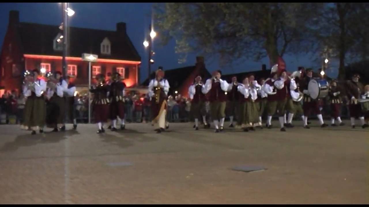 Taptoe Drunen Themashow 