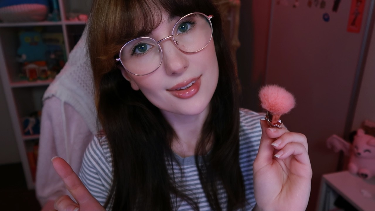 asmr fazendo sua maquiagem (voz suave)