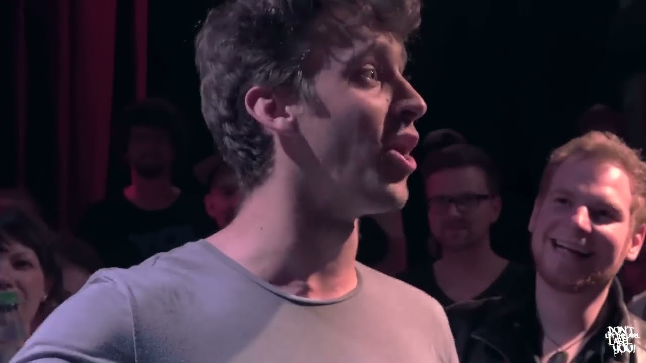 Merlin vs Bong Teggy // DLTLLY RapBattle (München) // 2015