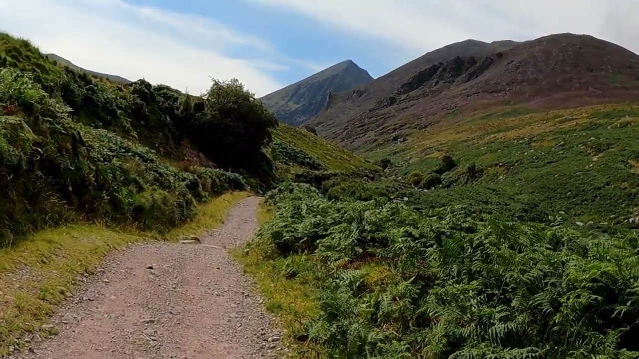 Best Places to Visit in Ireland - Carrauntoohil