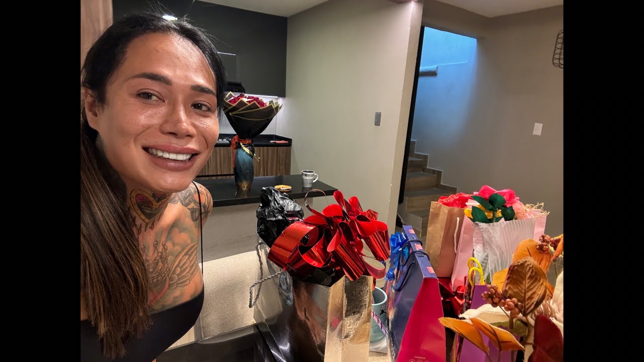 kary torres Nadaqueverienta está en vivo apenas abriré mi regalo de cumpleaños
