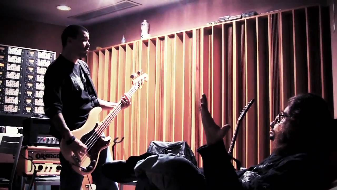 Matanza - Rem&eacute;dios Demais (Clipe Oficial)