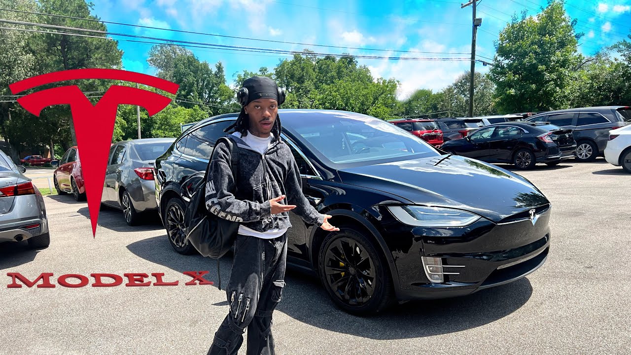 BUYING A TESLA MODEL X AT 22?!? DID I GET IT…
