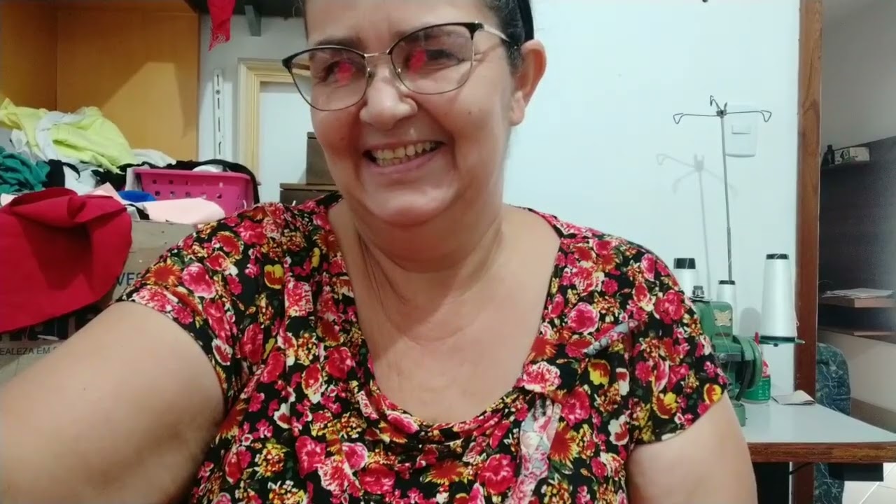 aproveitar pequenos retalhos faz uma grande diferença, calcinhas e sutiã feito com retalhos #shots